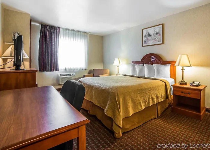 Spark By Hilton 2* Sheridan
